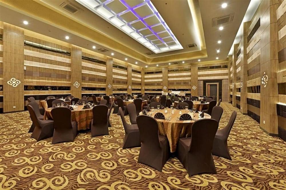 Grand Tjokro Jakarta Exterior foto