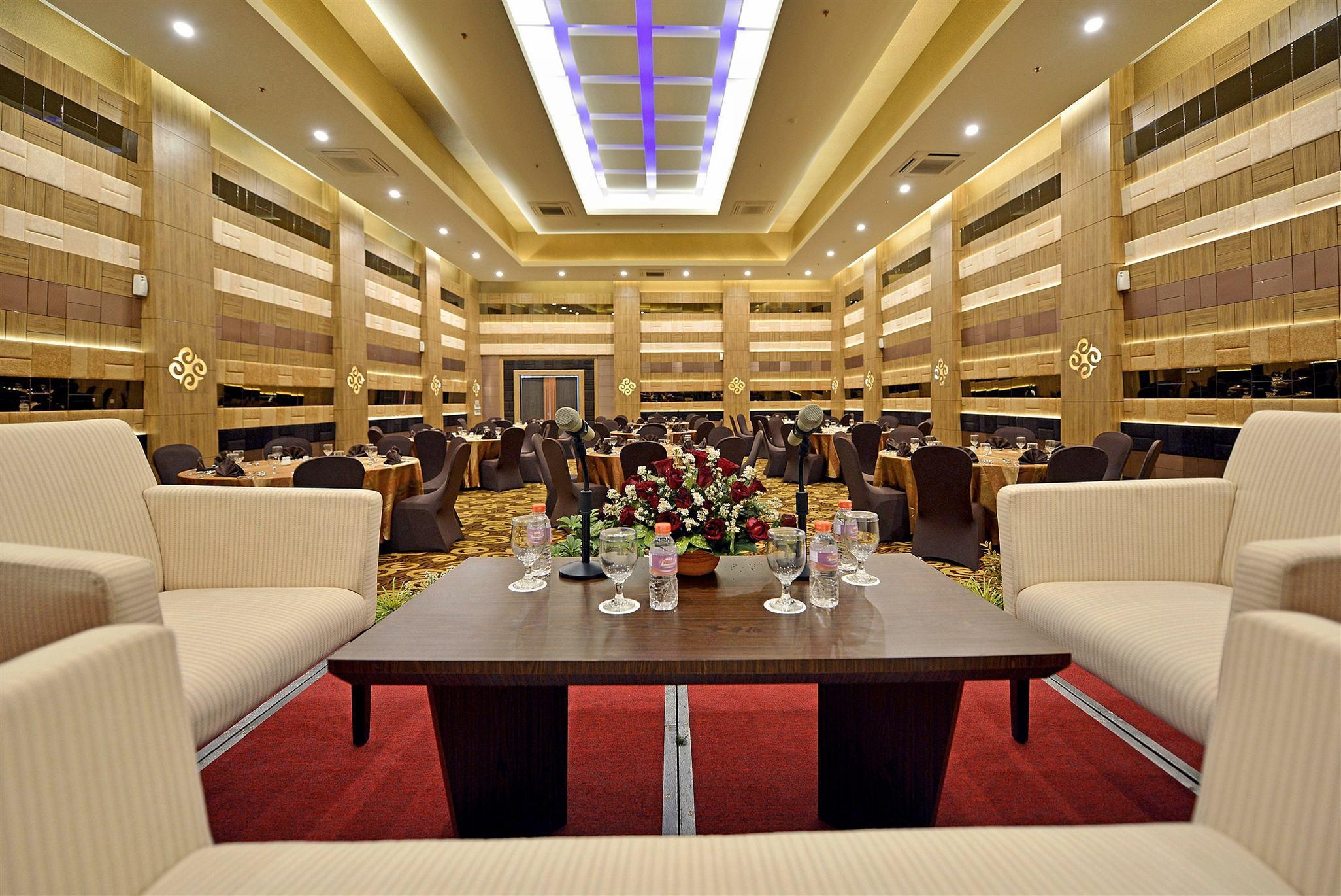Grand Tjokro Jakarta Exterior foto